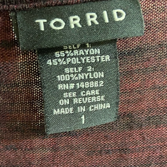 Torrid sweater tunic length burgundy 3/4‎ sleeves 1X - Picture 5 of 5